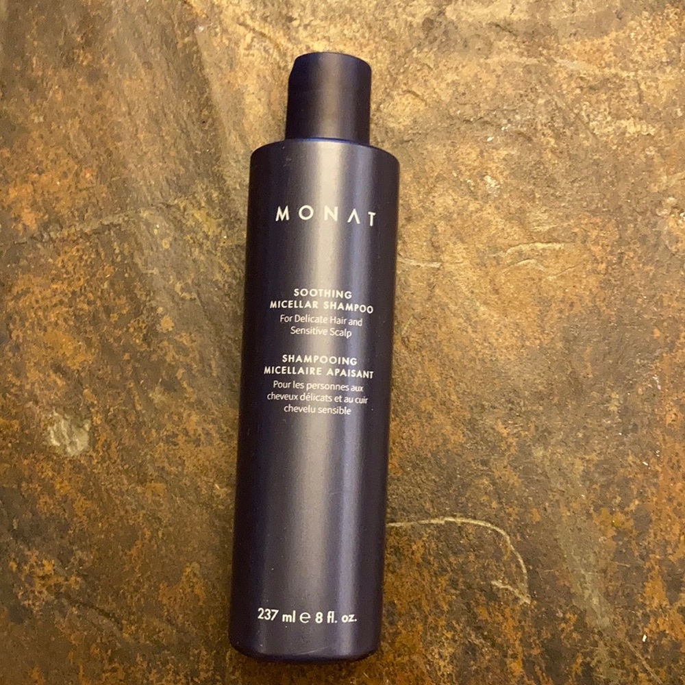 Monat soothing micellar shampoo